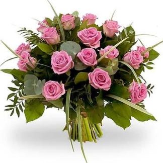 19 red roses with greenery | Flower Delivery Khimki